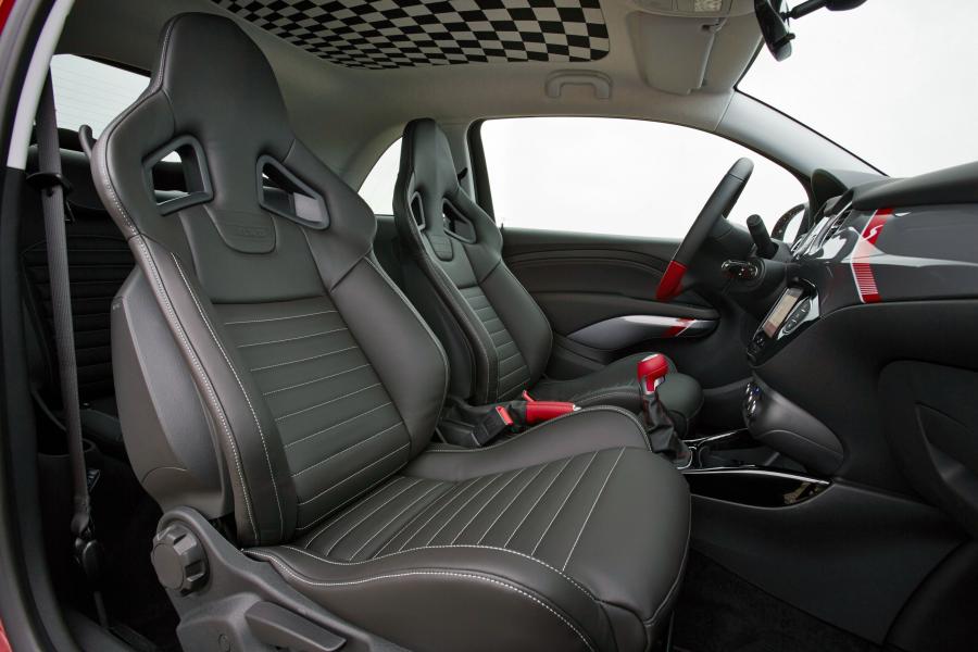 Интерьер Opel Adam S 2015 года  (WW) (фото 28 из 35)